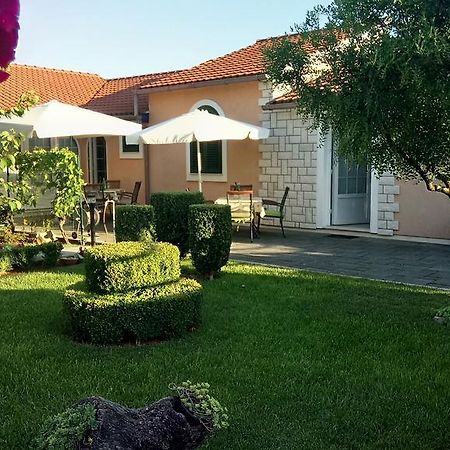 Apartments Lupus Vodice Exterior photo