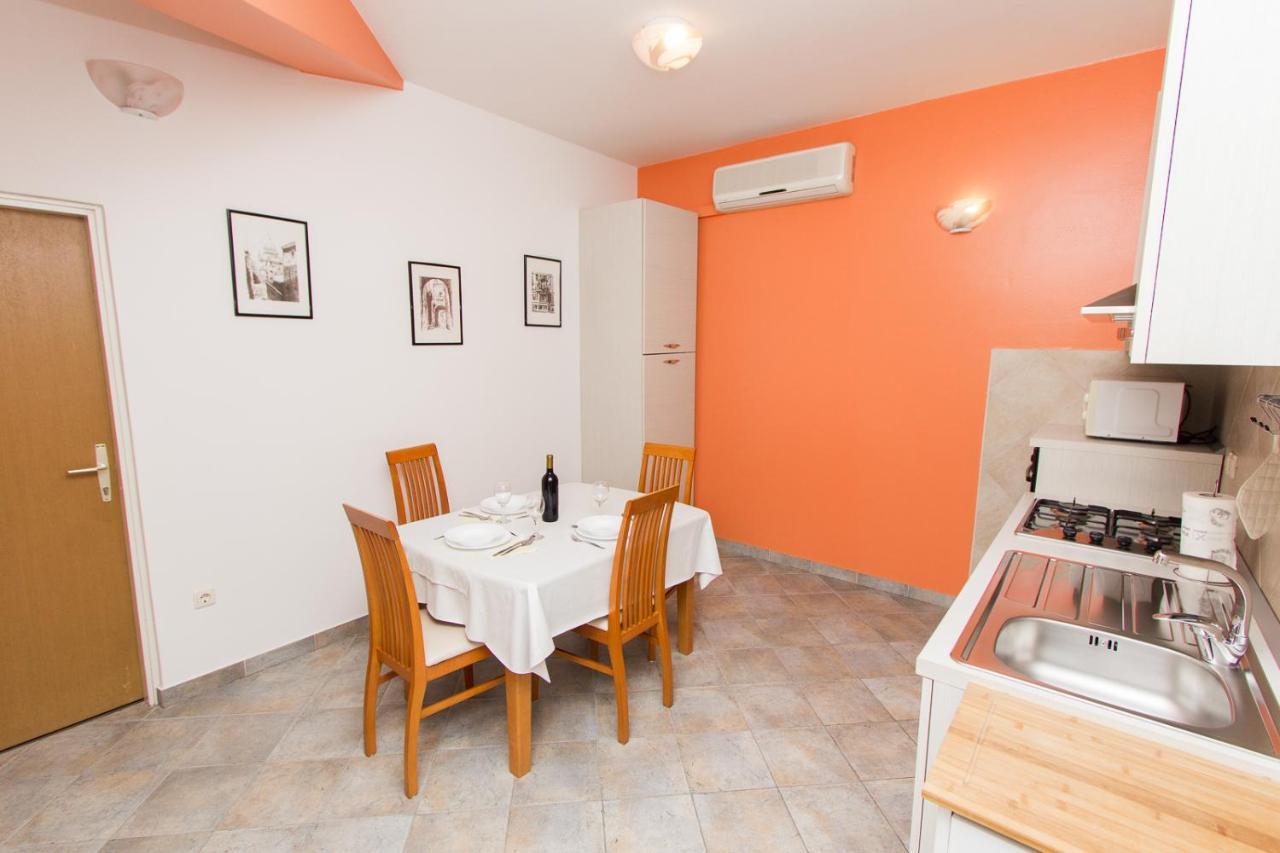 Apartments Lupus Vodice Exterior photo