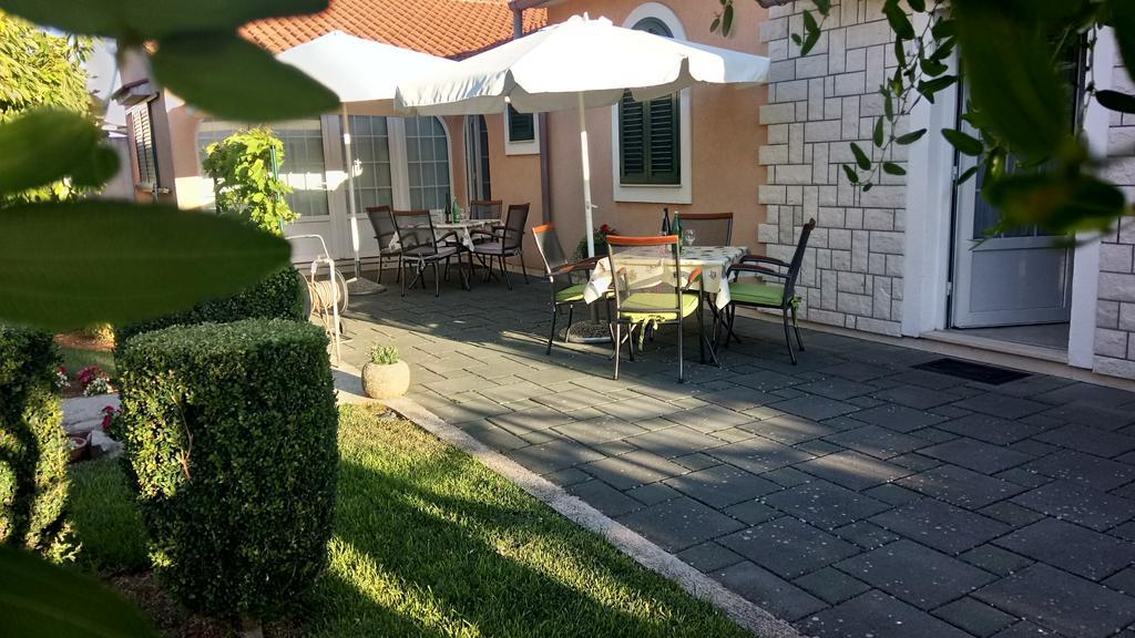 Apartments Lupus Vodice Exterior photo
